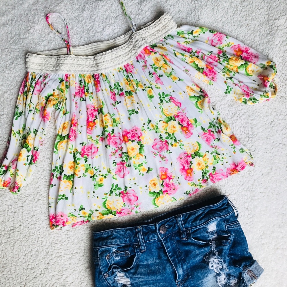 Off the shoulder Flower Top